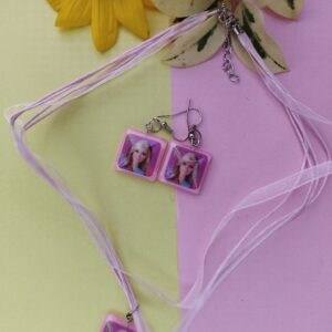 barbies necklace set